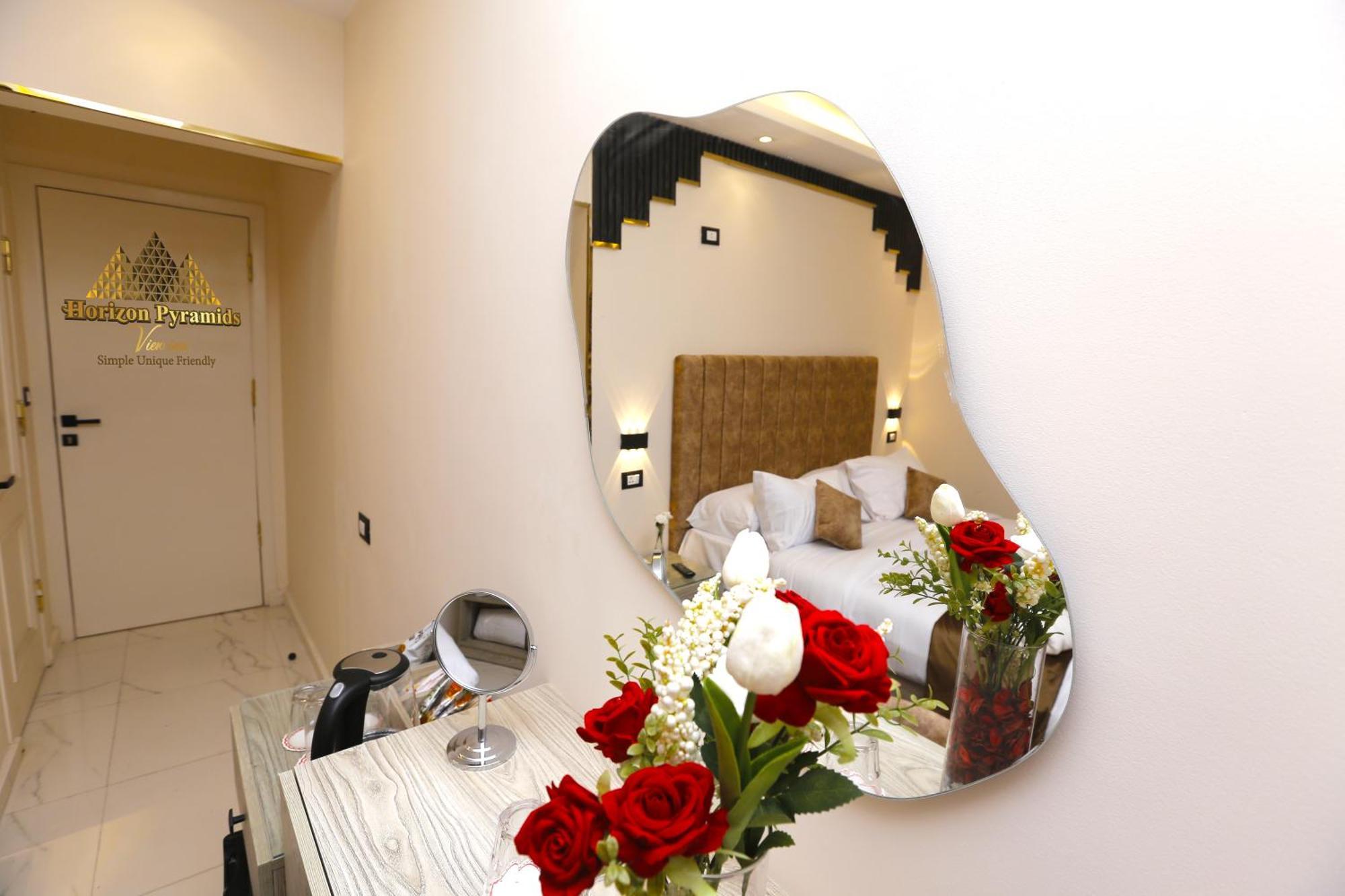 Horizon Pyramids View Inn Kafret el-Gabal Exterior photo